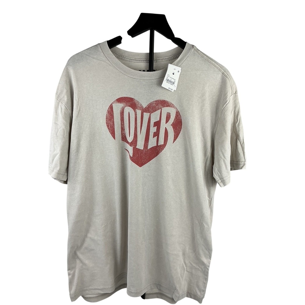 Mad Engine Lover Heart Graphic T-Shirt Crew Neck Beige Short Sleeve‎ Top
